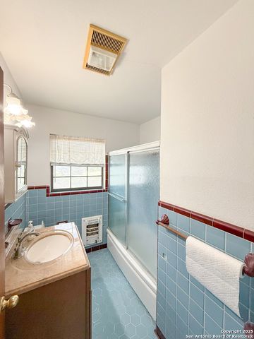 15430 S Main, Lytle, TX 78052