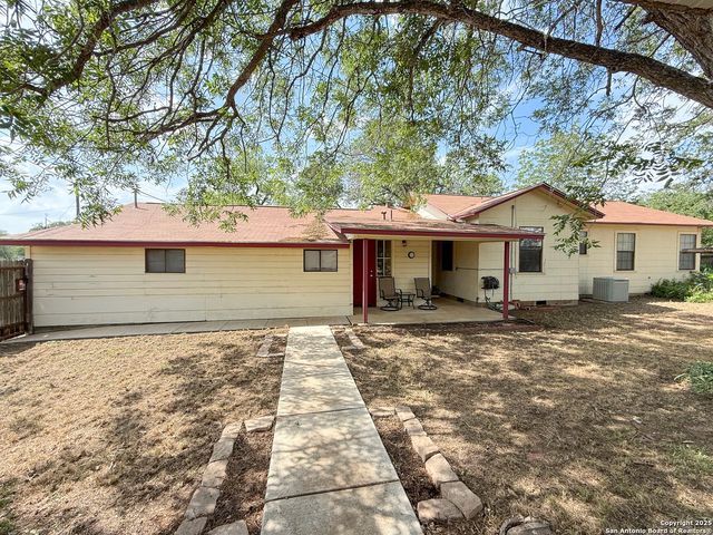 15430 S Main, Lytle, TX 78052