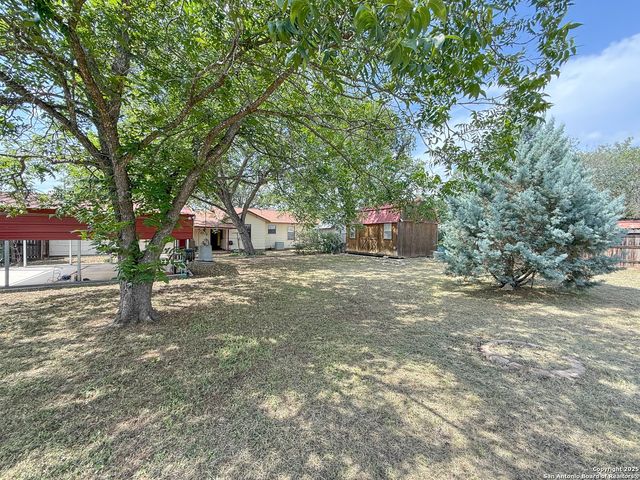 15430 S Main, Lytle, TX 78052