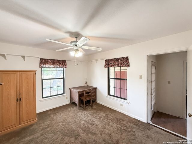 15430 S Main, Lytle, TX 78052