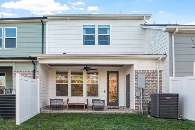 3171 Sassafras Ln, Thompsons Station, TN 37179