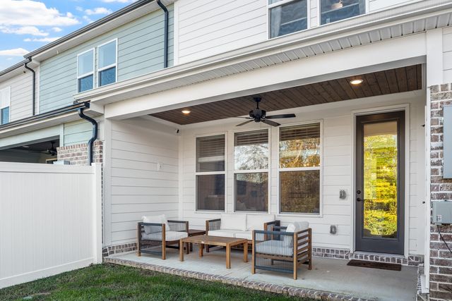 3171 Sassafras Ln, Thompsons Station, TN 37179