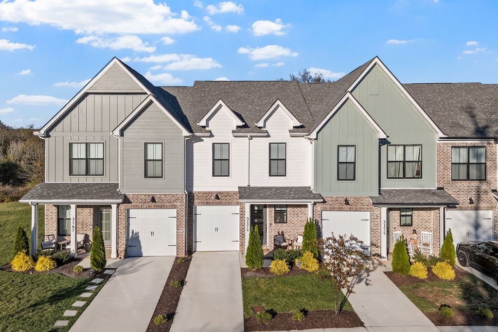 3171 Sassafras Ln, Thompsons Station, TN 37179