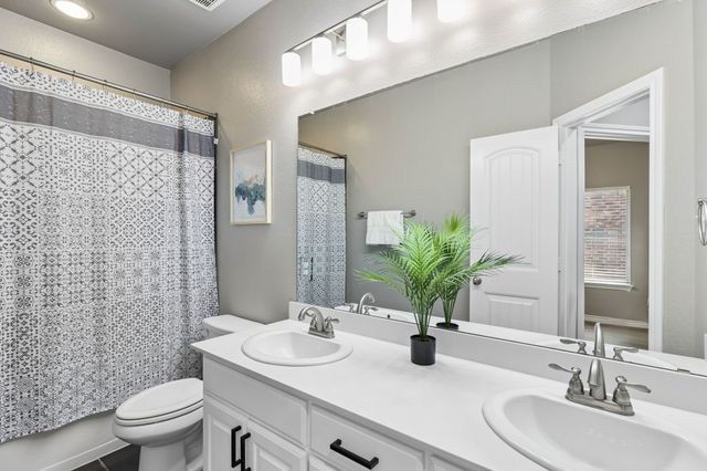 1020 Yarrow Street, Little Elm, TX 75068