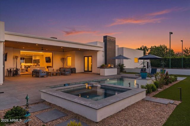 3944 E ROMA Avenue, Phoenix, AZ 85018