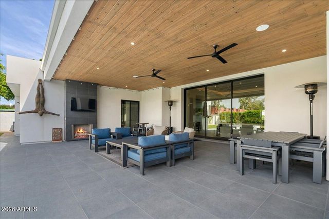 3944 E ROMA Avenue, Phoenix, AZ 85018