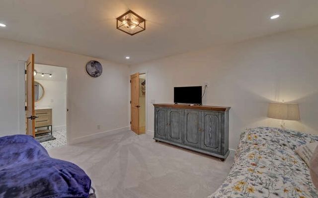 7670 Hiawassee Wilderness, Hiawassee, GA 30546