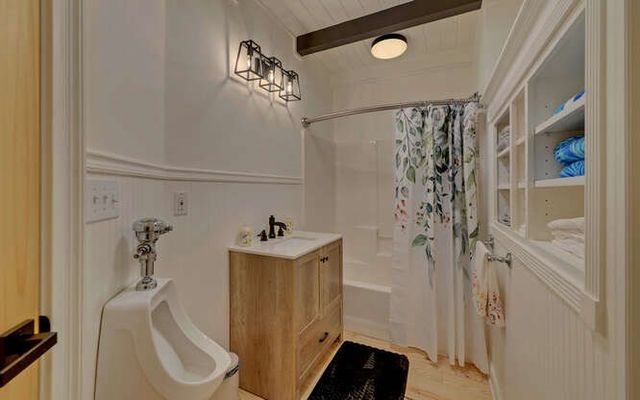 7670 Hiawassee Wilderness, Hiawassee, GA 30546