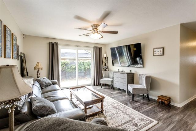 4300 S Vickie Drive, Del City, OK 73115