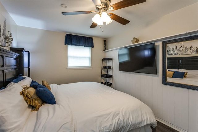 4300 S Vickie Drive, Del City, OK 73115