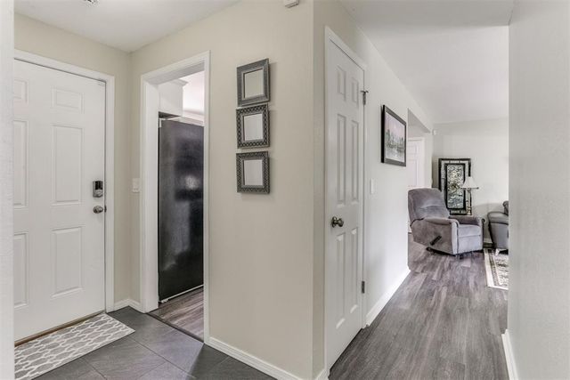 4300 S Vickie Drive, Del City, OK 73115