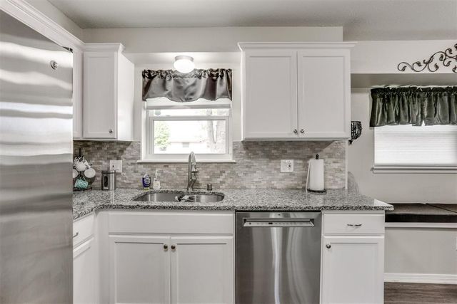 4300 S Vickie Drive, Del City, OK 73115