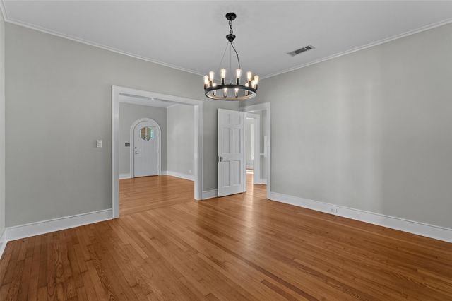 326 Albany Avenue, Shreveport, LA 71105