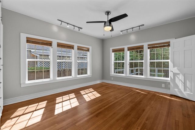 326 Albany Avenue, Shreveport, LA 71105