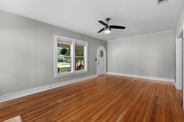 326 Albany Avenue, Shreveport, LA 71105