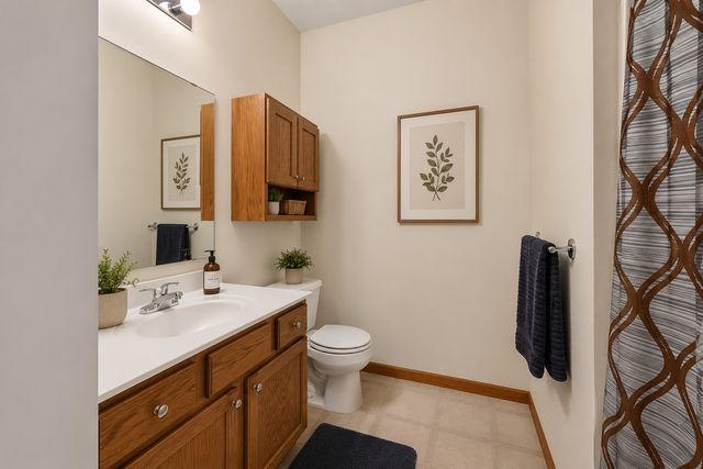 15280 Flower Way 230, Apple Valley, MN 55124