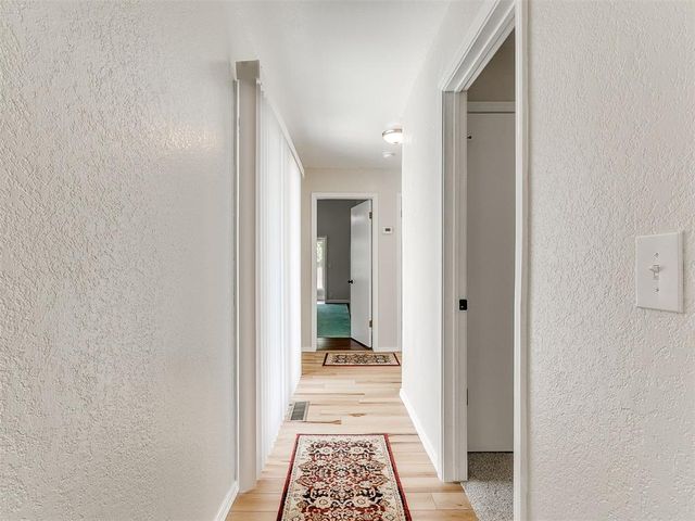 1103 Sunny Brook Drive, Edmond, OK 73034
