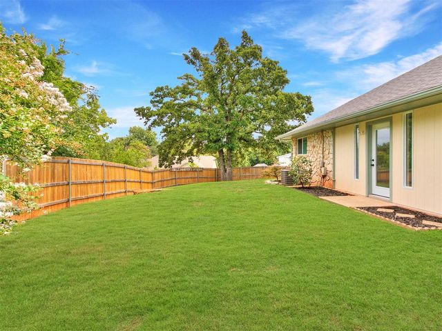 1103 Sunny Brook Drive, Edmond, OK 73034