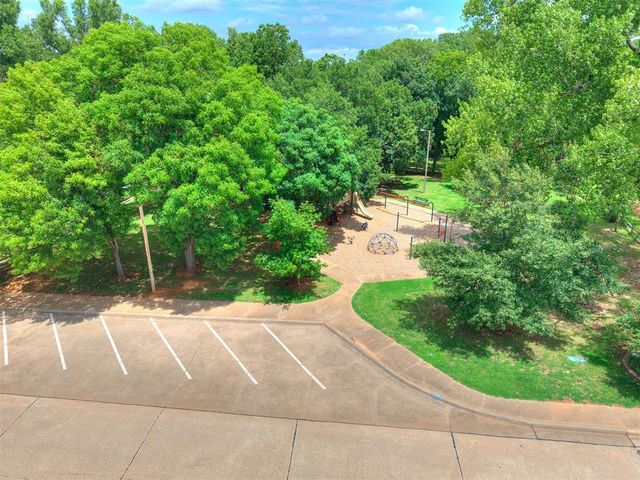 1103 Sunny Brook Drive, Edmond, OK 73034