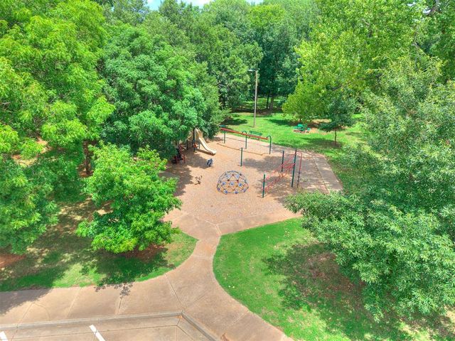 1103 Sunny Brook Drive, Edmond, OK 73034