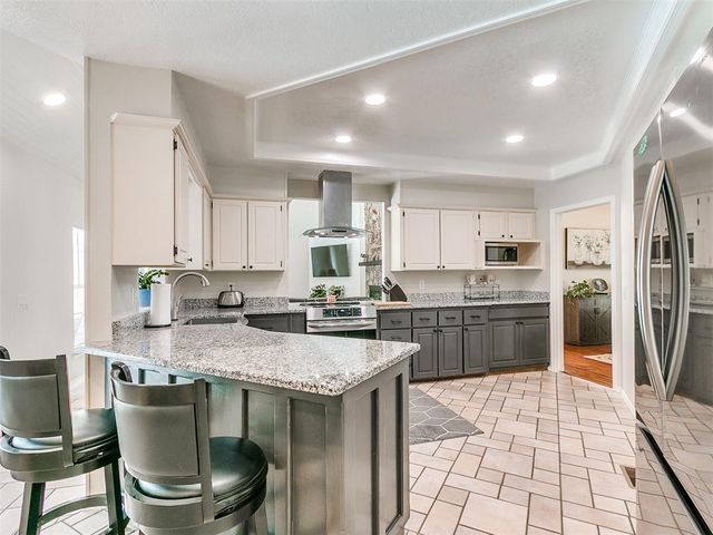 1103 Sunny Brook Drive, Edmond, OK 73034