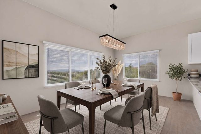 71 Avenida Frijoles, Santa Fe, NM 87507
