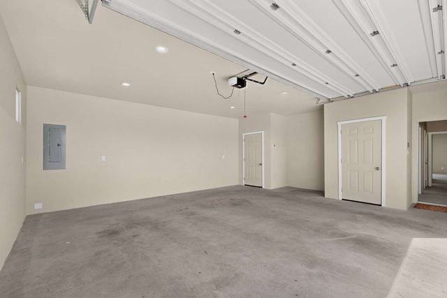 71 Avenida Frijoles, Santa Fe, NM 87507