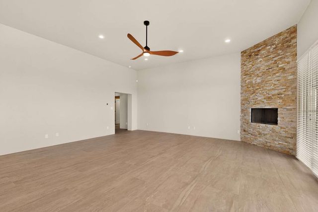 71 Avenida Frijoles, Santa Fe, NM 87507
