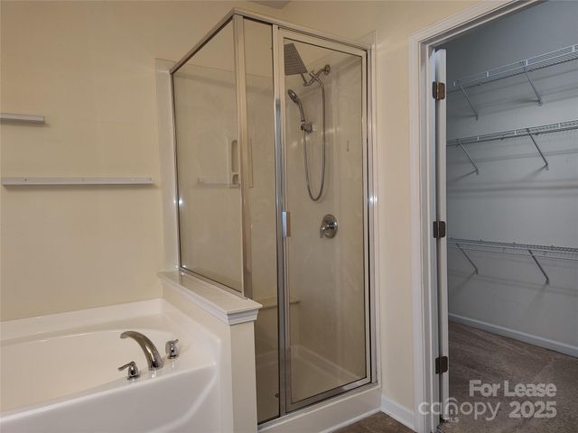 13415 Hunting Birds Lane, Charlotte, NC 28278