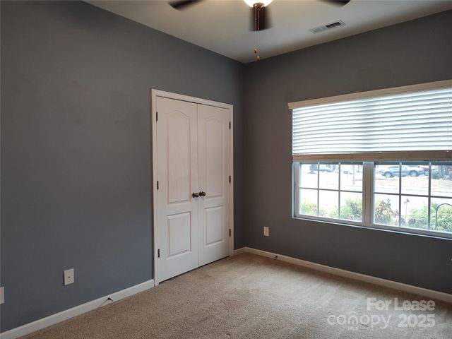 13415 Hunting Birds Lane, Charlotte, NC 28278