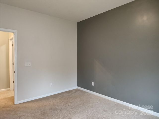 13415 Hunting Birds Lane, Charlotte, NC 28278