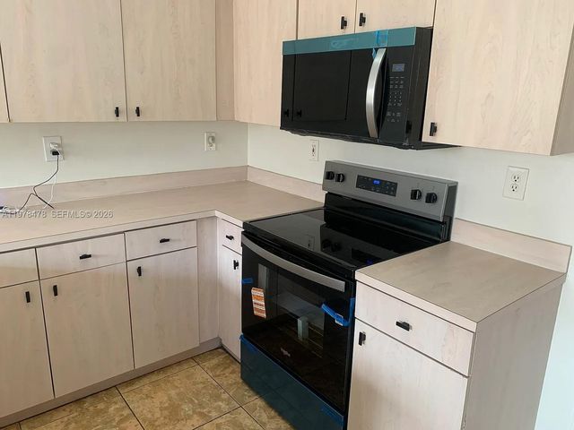 13849 SW 275th Ter, Homestead, FL 33032