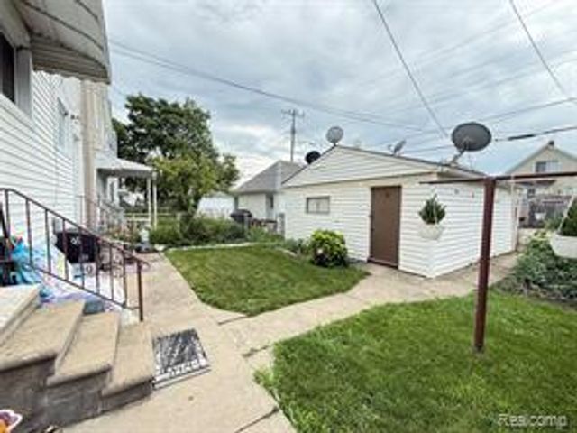 11375 Moran Street, Hamtramck, MI 48212