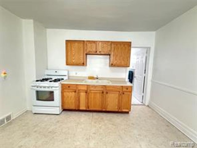 11375 Moran Street, Hamtramck, MI 48212