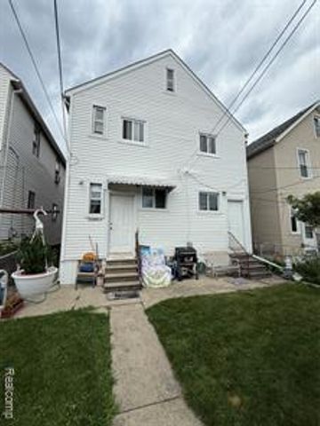 11375 Moran Street, Hamtramck, MI 48212
