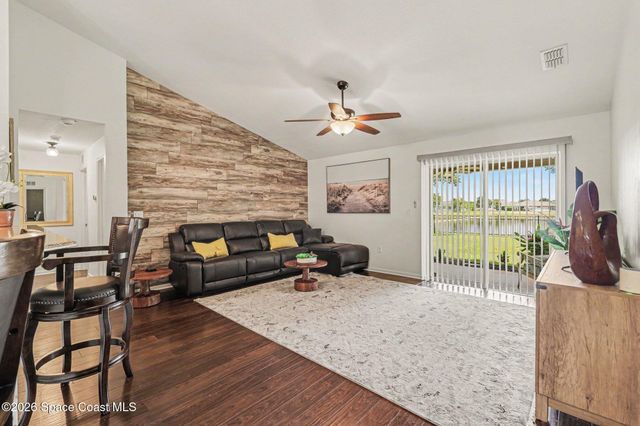 325 Abernathy Circle SE, Palm Bay, FL 32909