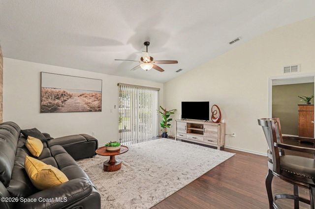 325 Abernathy Circle SE, Palm Bay, FL 32909