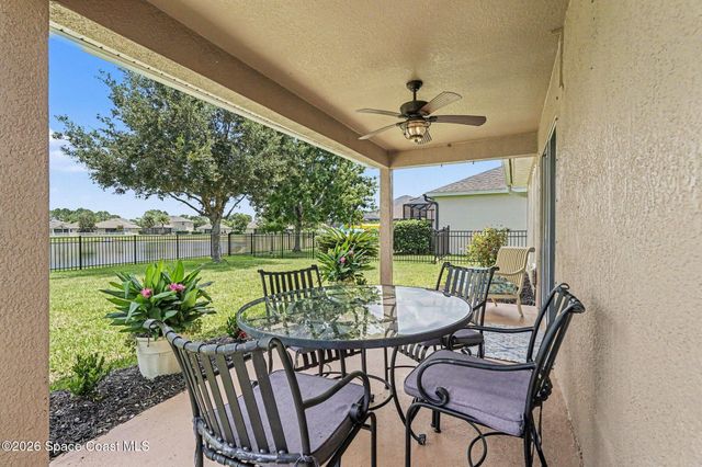 325 Abernathy Circle SE, Palm Bay, FL 32909