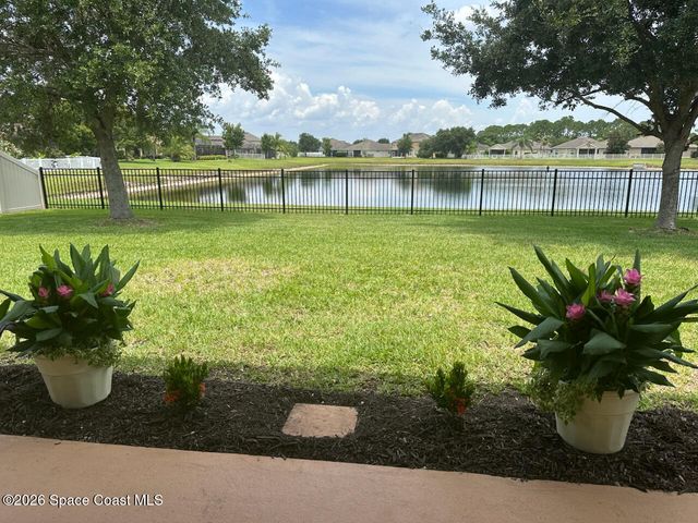 325 Abernathy Circle SE, Palm Bay, FL 32909