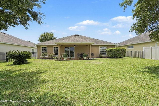 325 Abernathy Circle SE, Palm Bay, FL 32909