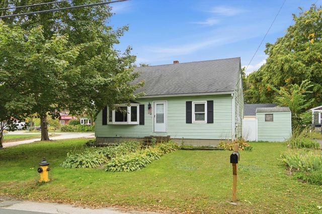 88 Dunbar Street, Manchester, NH 03103