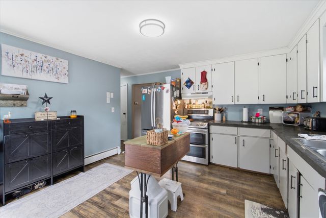 88 Dunbar Street, Manchester, NH 03103