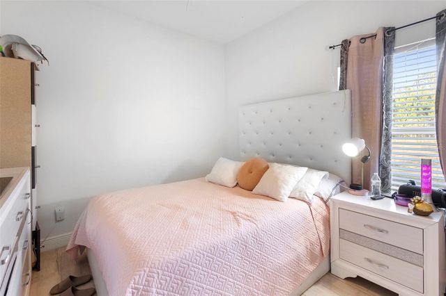 1739 CANOE CREEK FALLS DRIVE, Orlando, FL 32824