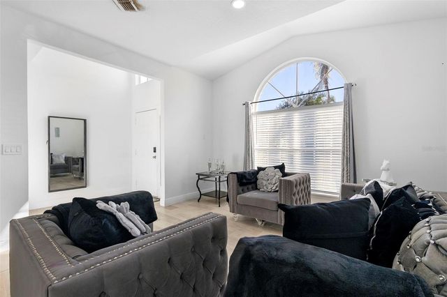 1739 CANOE CREEK FALLS DRIVE, Orlando, FL 32824