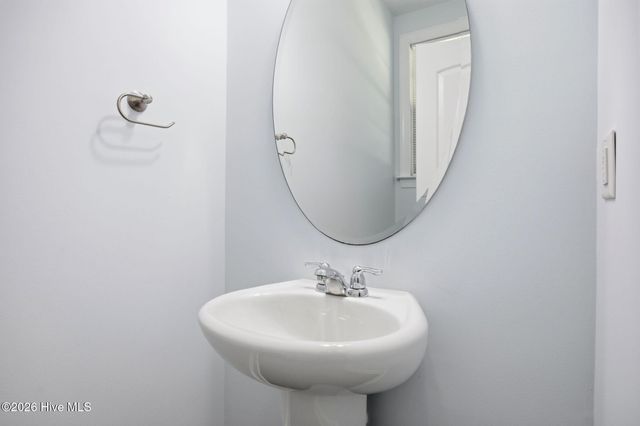 317 Sand Grove Drive, Swansboro, NC 28584