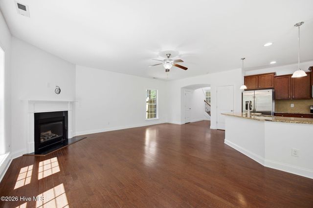 317 Sand Grove Drive, Swansboro, NC 28584