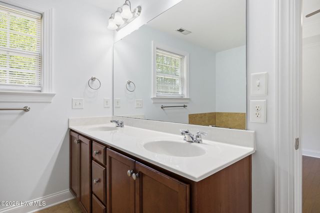 317 Sand Grove Drive, Swansboro, NC 28584