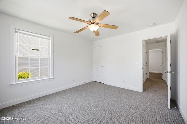 317 Sand Grove Drive, Swansboro, NC 28584