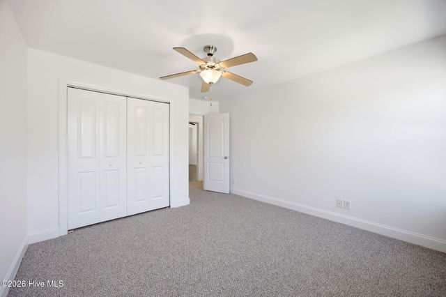 317 Sand Grove Drive, Swansboro, NC 28584