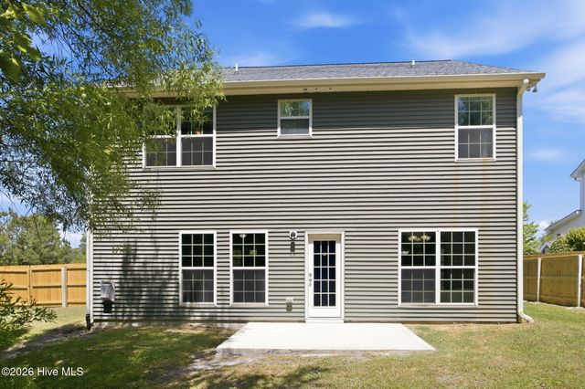 317 Sand Grove Drive, Swansboro, NC 28584